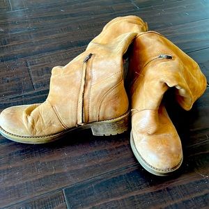 Camel Cool way mid calf boots